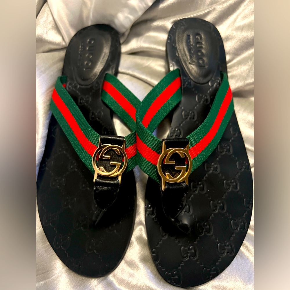 Gucci flip flops